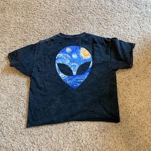 Artsy, trippy graphic tee | NEVER WORN